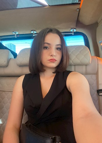 Siyah V Yaka Kısa Kadın Tulum - Görsel 2