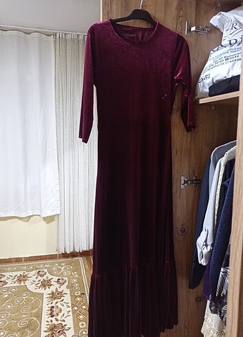 Diğer Kadife Elbise