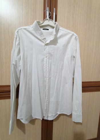 Düğmeli V Yaka Kısa Kollu Erkek Gömlek - Görsel 2