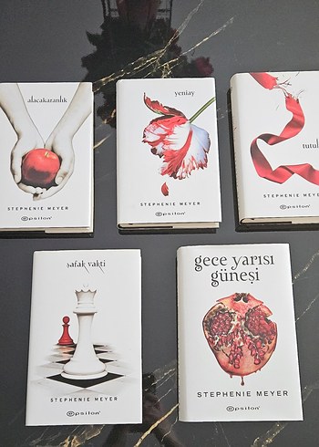 Stephenie Meyer Roman Seti - 5 Kitap
