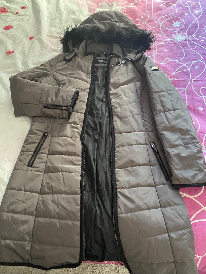 LC Waikiki Gri Kadın Kışlık Kürk Detaylı Mont - Görsel 2