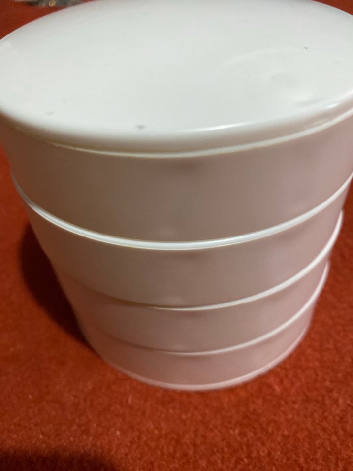 Beyaz Yuvarlak Plastik düzenleyici Kabı - Görsel 3