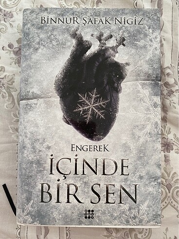 İÇİNDE BİR SEN ENGEREK BİNNUR ŞAFAK NİGİZ CİLTLİ POSTERLİ DEFTER