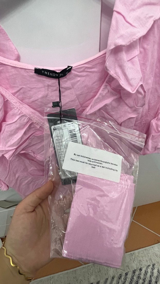 Pembe Kısa Kollu Fırfırlı Keten Bluz - Görsel 2