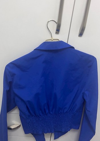 Düğmeli Mavi Kadın Gömlek - Görsel 3