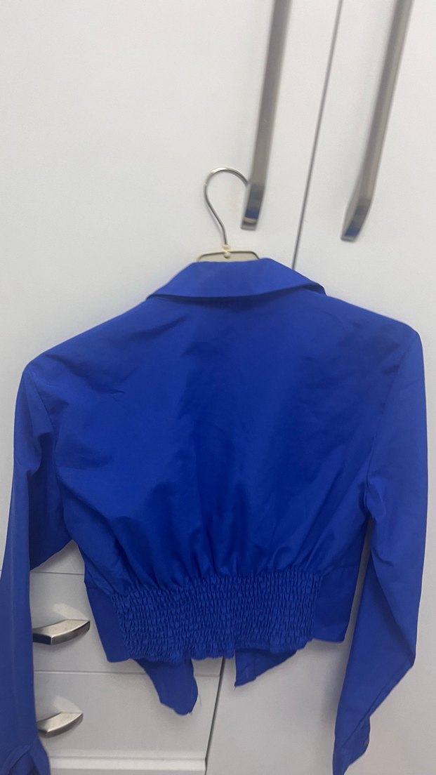 Düğmeli Mavi Kadın Gömlek - Görsel 3