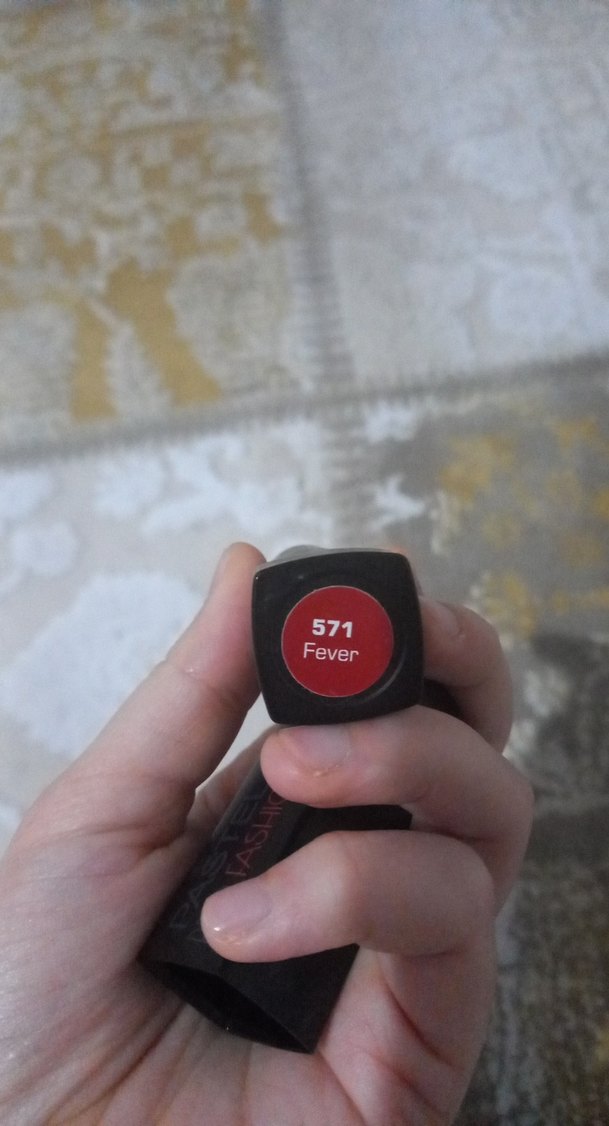 Kırmızı Ruj - Görsel 3