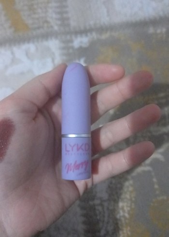 Parlak Ruj - Görsel 3