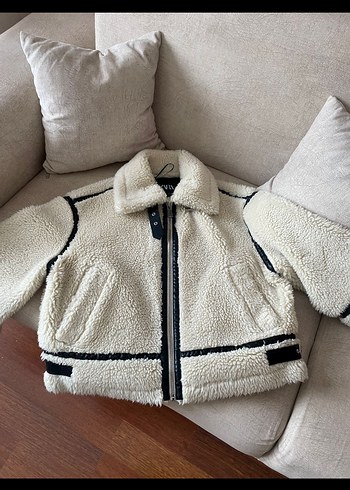 Kürklü Beyaz Uzun Kadın Ceket - Görsel 2