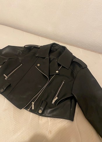 Kemerli Siyah Deri Kadın Biker Ceket - Görsel 3