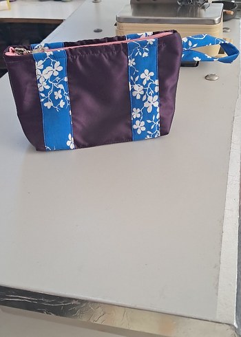 Mor ve Mavi Desenli Fermuarlı el Çantası