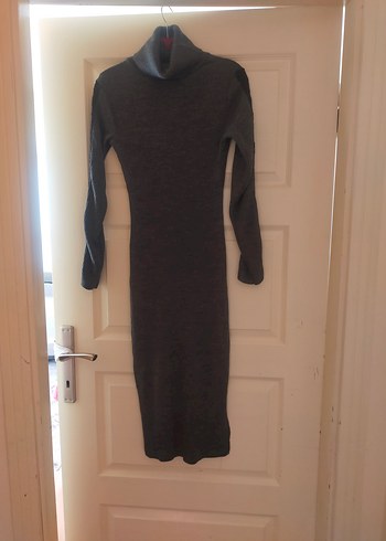 Uzun Gri Yünlü Yüksek Yakalı Kadın Elbise - Görsel 5