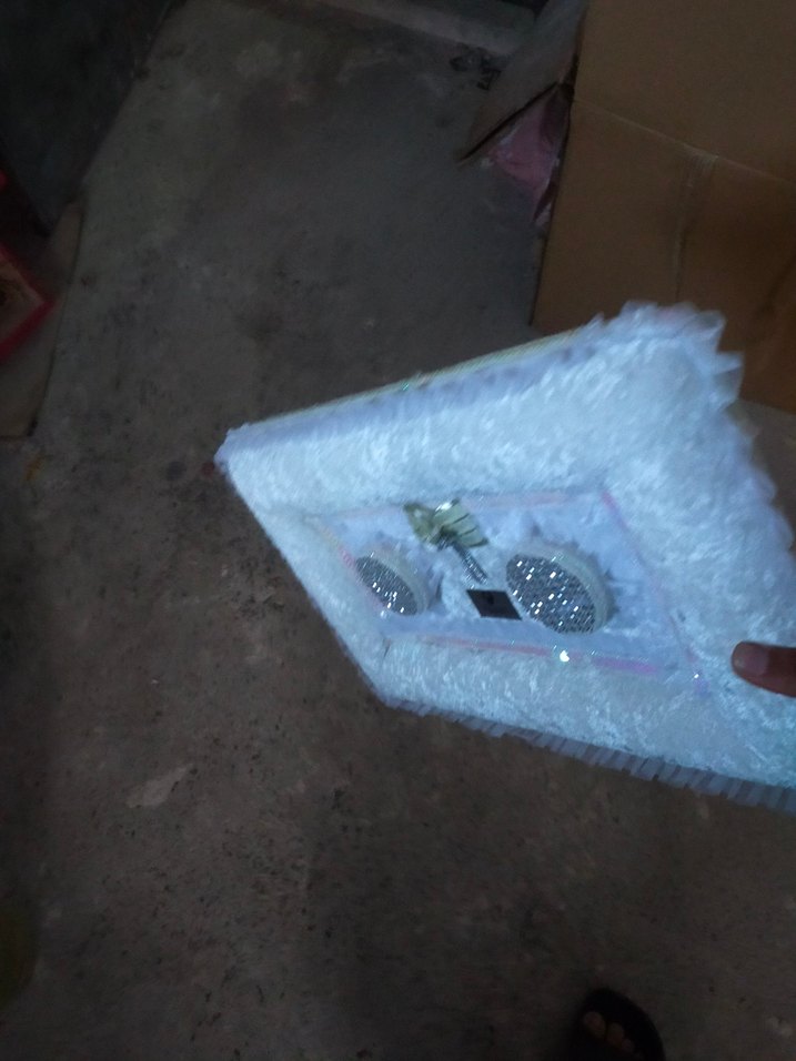 süslü  Beyaz Nisan tepsisi - Görsel 5