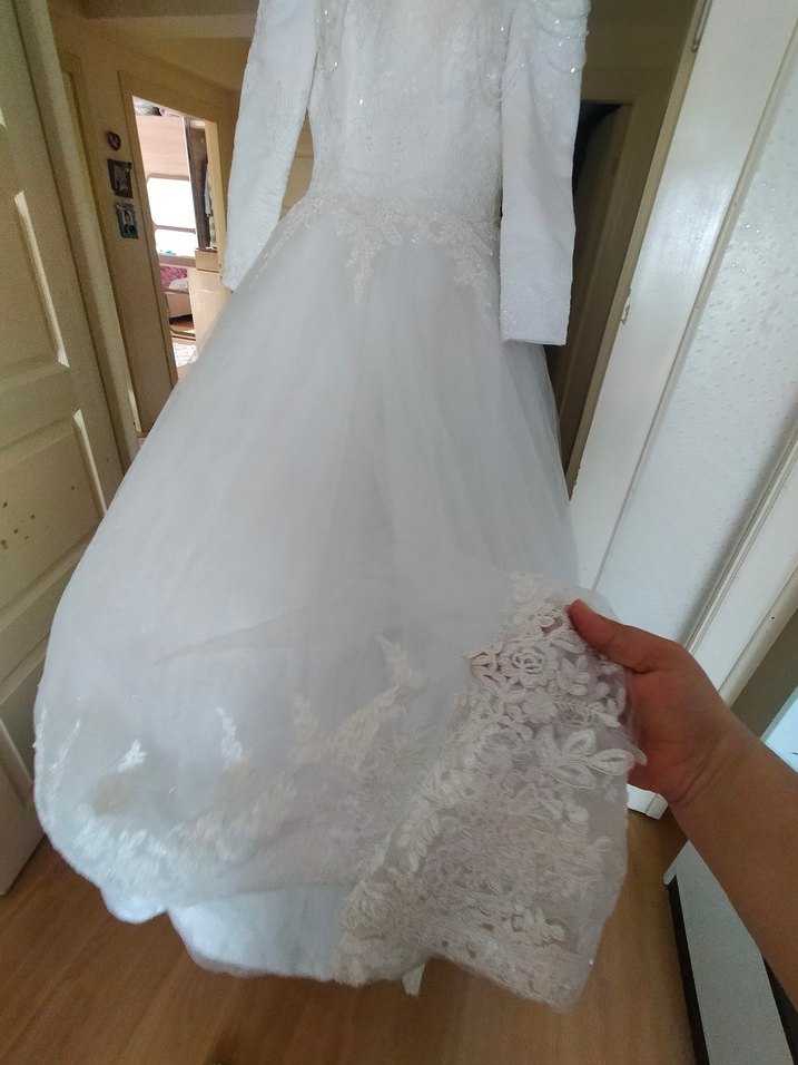 Vintage Beyaz Uzun Kollu Prenses Gelinlik - Görsel 2