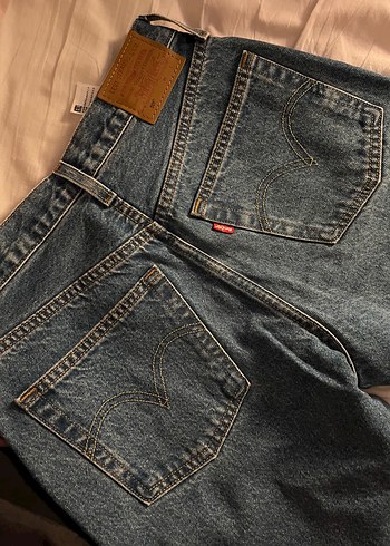 Levis Jean
