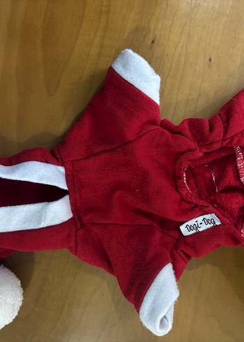 Kırmızı Nakışlı Kürklü Köpek Kıyafeti - Görsel 2