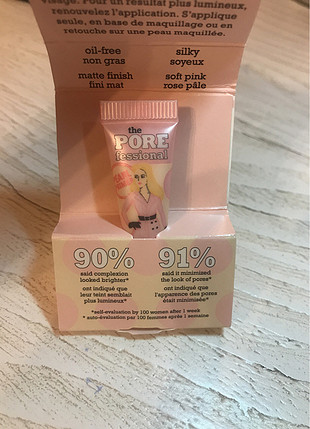 Benefit makyaj bazı
