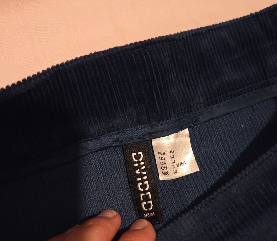 H&M lacivert fitilli  ve koton ekoseli kısa etekler - Görsel 4