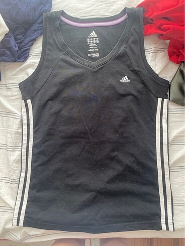Adidas spor üst