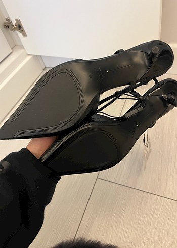 Zara Siyah Yılan Desenli Stiletto Topuklu Ayakkabı - Görsel 3