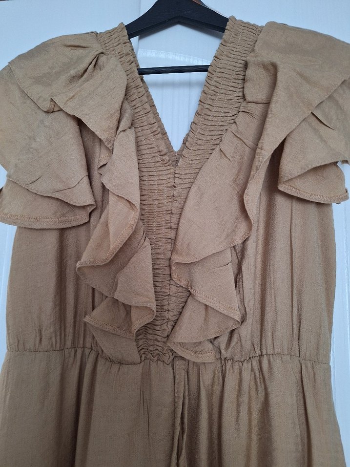 Bej Keten Uzun Fırfırlı Elbise - Görsel 2