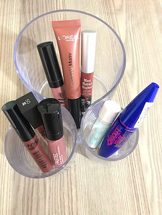 The Balm THE BALM COMMİTED ve MAYBELLİNE VİVİD MATTE LİQUİD 50 numara nud