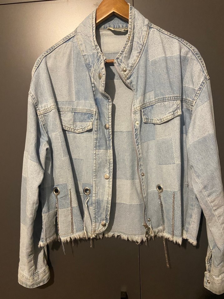 Düğmeli Batik Desenli Mavi Denim Ceket - Görsel 3