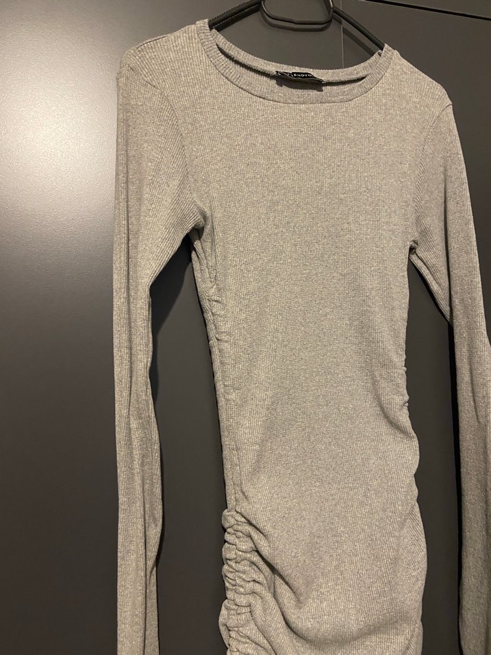 Gri Uzun Kollu Drapeli Triko Elbise - Görsel 2