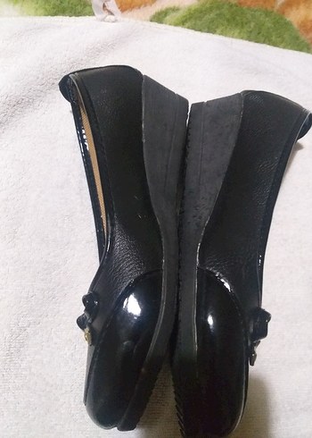 ANNE AYAKKABISI Siyah Yılan Desenli Düz Tabanlı Kadın Ayakkabı - Görsel 9