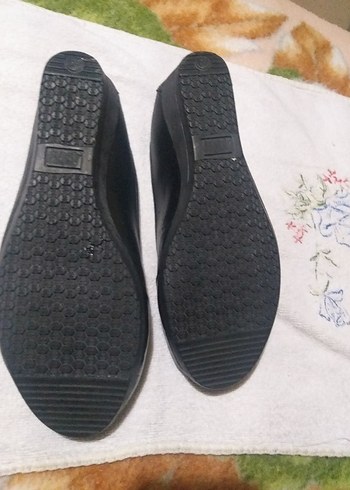 ANNE AYAKKABISI Siyah Yılan Desenli Düz Tabanlı Kadın Ayakkabı - Görsel 8