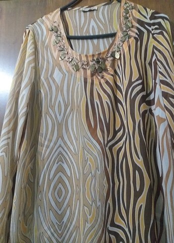 Bej Zebra Desenli V Yaka Uzun Kollu Bluz - Görsel 2