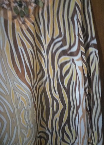 Bej Zebra Desenli V Yaka Uzun Kollu Bluz - Görsel 15