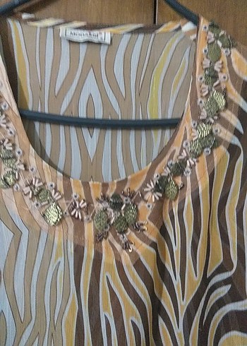 Bej Zebra Desenli V Yaka Uzun Kollu Bluz - Görsel 9