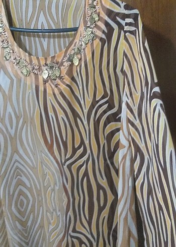 Bej Zebra Desenli V Yaka Uzun Kollu Bluz - Görsel 17