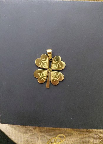 Altın Renkli Yonca Desenli Kolye Ucu - Görsel 5