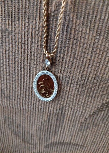 Altın Renkli Uzun Zincirli Kadın Kolye - Görsel 5