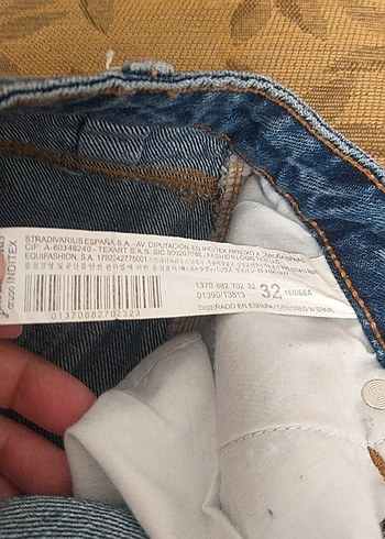 Kadın Mavi Bağcıklı Yırtık Kot Şort - Görsel 8