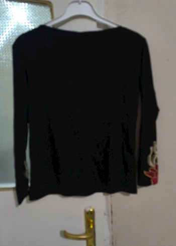 Kırmızı Nakışlı Siyah Uzun Kollu Mini Bluz - Görsel 2