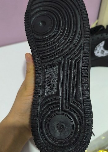 Siyah Baskılı Bağcıklı Kadın Spor Ayakkabı - Görsel 4