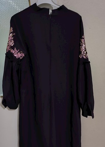 Nakış Detaylı Siyah Uzun Kollu Tunik - Görsel 2