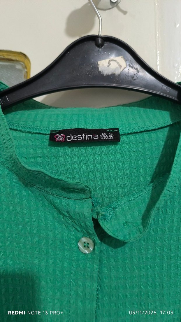 Uzun Yeşil Fırfırlı Kadın Elbise - Görsel 3