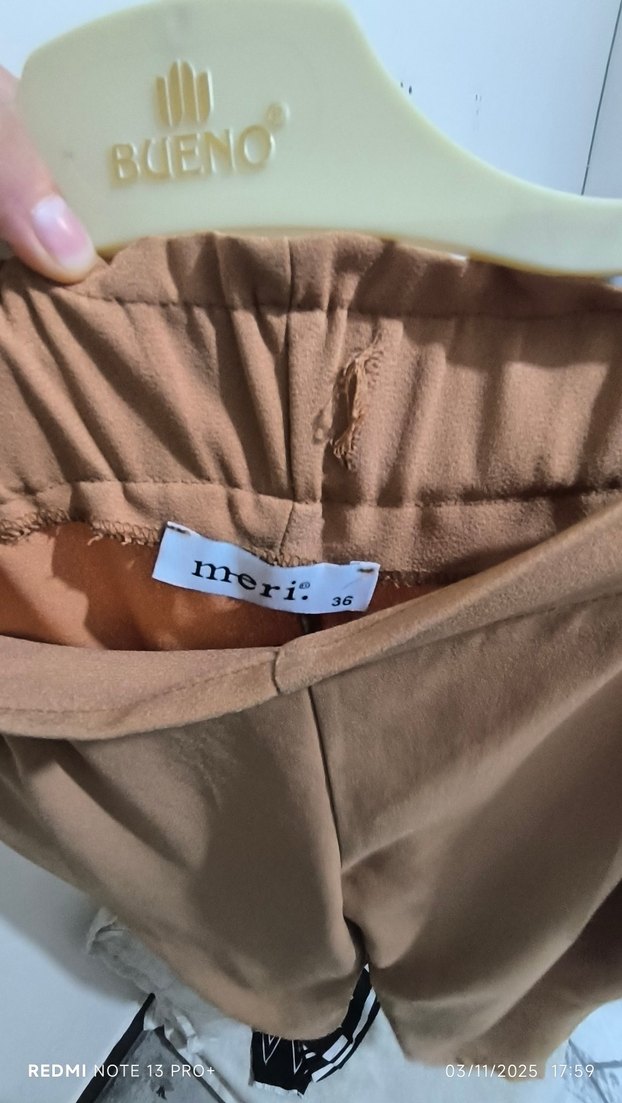 Kadın Bej Kemerli Midi Kumaş Pantolon - Görsel 3