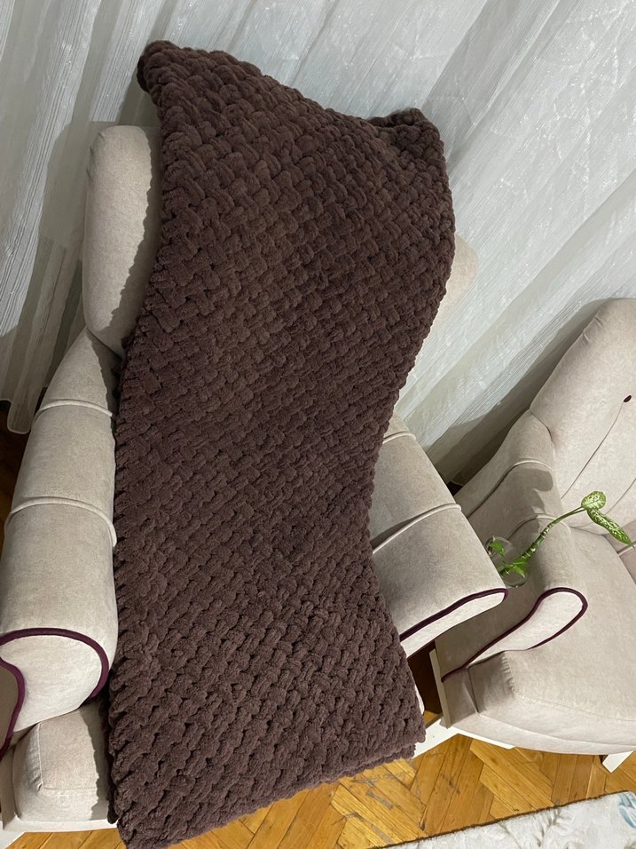 Kahverengi Örgü  tek kişilk Battaniye alize ip ile örülmüştür - Görsel 2
