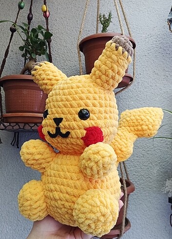 Diğer Pikachu 