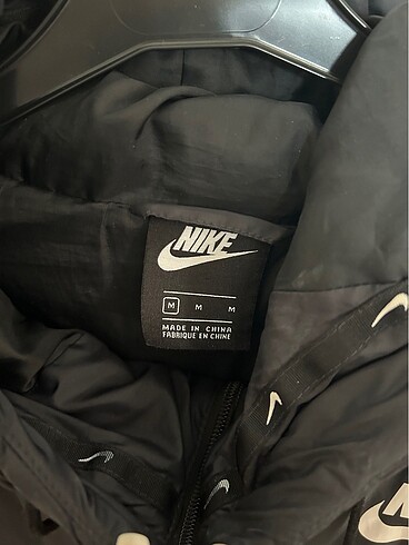 m Beden Nike mont