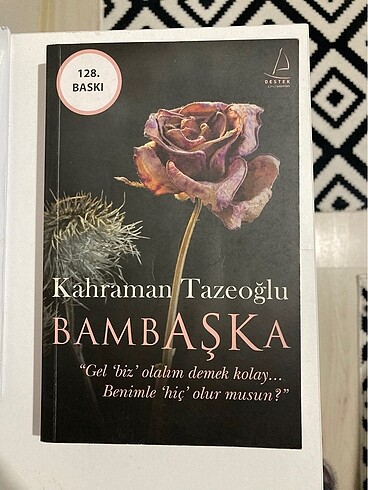 Kahraman Tazeoğlu Bambaşka kitabı