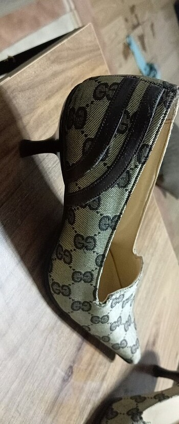 38,5 Beden Gucci stiletto
