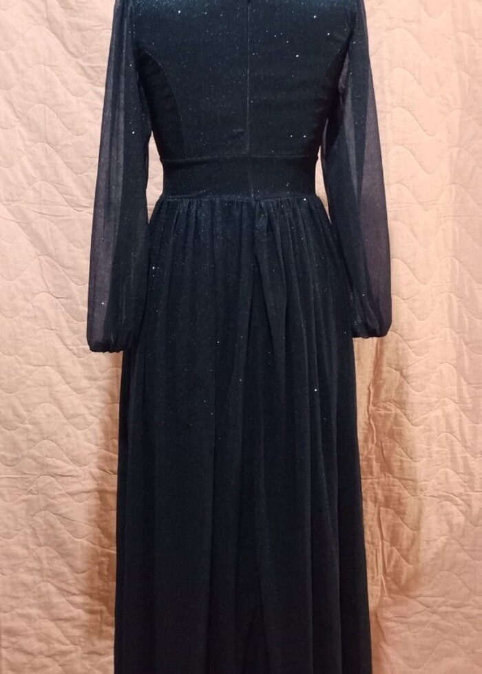 (GİYİMMASALI) Simli yakadı büzgülü uzun abiye  - Görsel 4