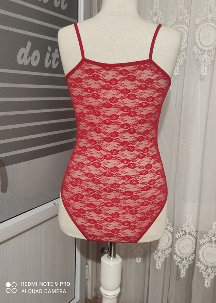 İp askılı çıtçıtlı dantel atlet  - Görsel 5