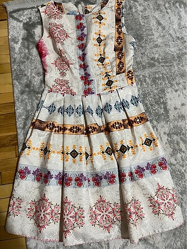 Etnik şık elbise